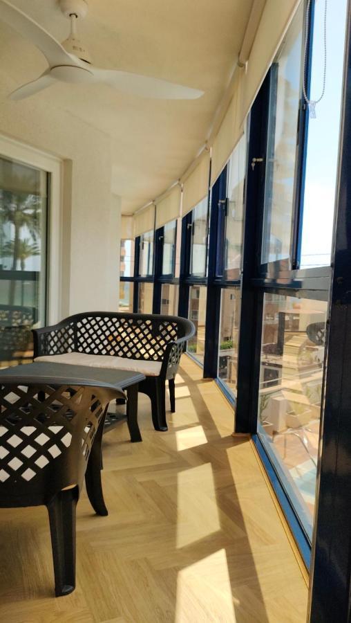 Luxury Esther بينايدورم المظهر الخارجي الصورة